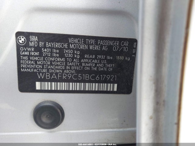 2011 Bmw 550i მანქანა იყიდება აუქციონზე, vin: WBAFR9C51BC617921, აუქციონის ნომერი: 44414981