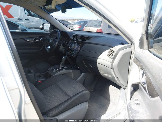Nissan ROGUE SV 2017 KNMAT2MT2HP514138 Image 5