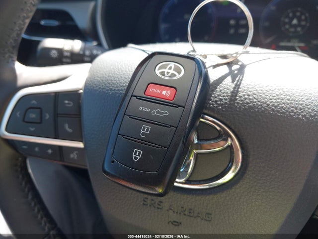 Toyota Highlander Limited 2024 5TDKDRBH9RS569749 Image 11