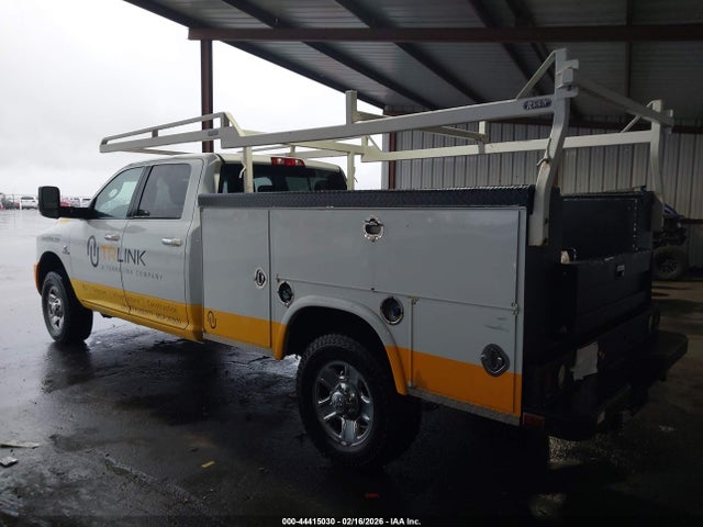 Aukcja sprzedaży 2017 Ram 3500 Slt  4x4 8' Box, vin: 3C63R3HL5HG638049, numer aukcji: 44415030