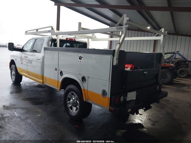 Aukcja sprzedaży 2017 Ram 3500 Slt  4x4 8' Box, vin: 3C63R3HL5HG638049, numer aukcji: 44415030