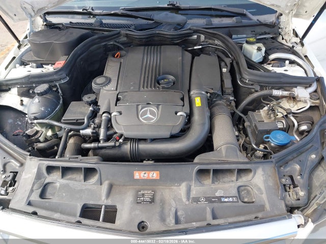 Продажа на аукционе авто 2012 Mercedes-benz C 250 Sport, vin: WDDGF4HB5CR222002, номер лота: 44415032