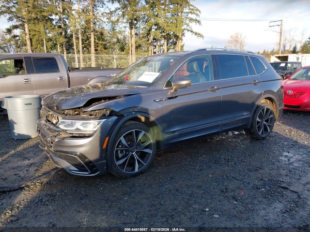 3VV4B7AX8PM056714 Volkswagen Tiguan 2.0t Sel R-line