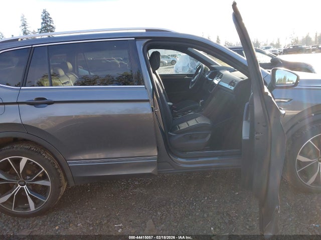 3VV4B7AX8PM056714 Volkswagen Tiguan 2.0t Sel R-line