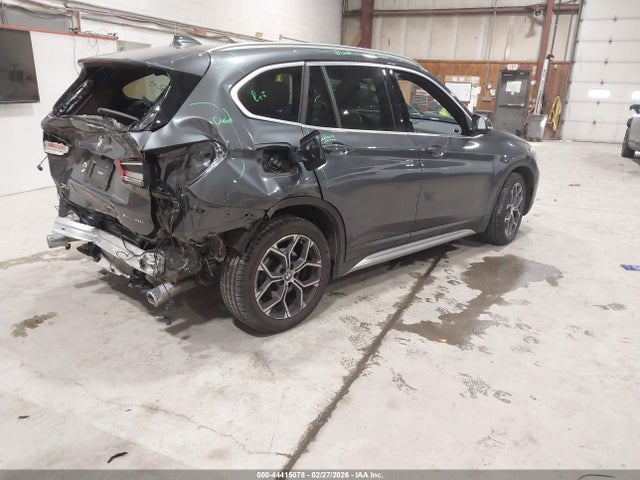 2022 BMW X1 WBXJG9C07N5U58616 Photo 3