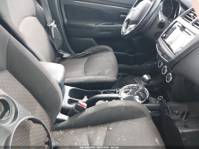 44415083 :رقم المزاد ، JA4AP3AW3GZ057295 vin ، 2016 Mitsubishi Outlander Sport 2.4 Se مزاد بيع