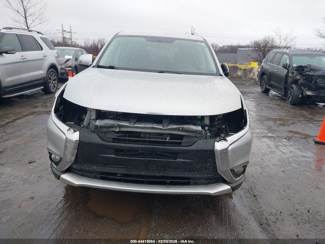 Продаж на аукціоні авто 2018 Mitsubishi Outlander Es/le/se/sel, vin: JA4AZ3A31JZ070571, номер лоту: 44415084