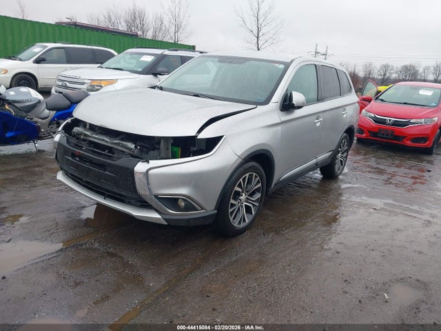2018 MITSUBISHI OUTLANDER JA4AZ3A31JZ070571 Photo 1