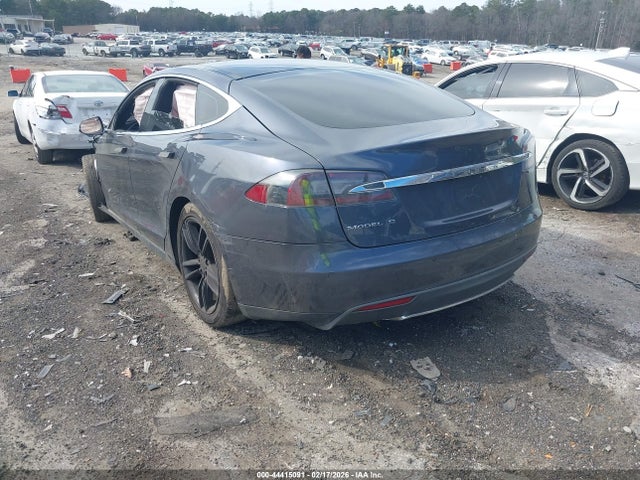 2015 TESLA MODEL S 5YJSA1E22FF110855 Photo 2