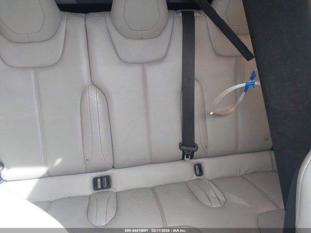 2015 TESLA MODEL S 5YJSA1E22FF110855 Photo 7