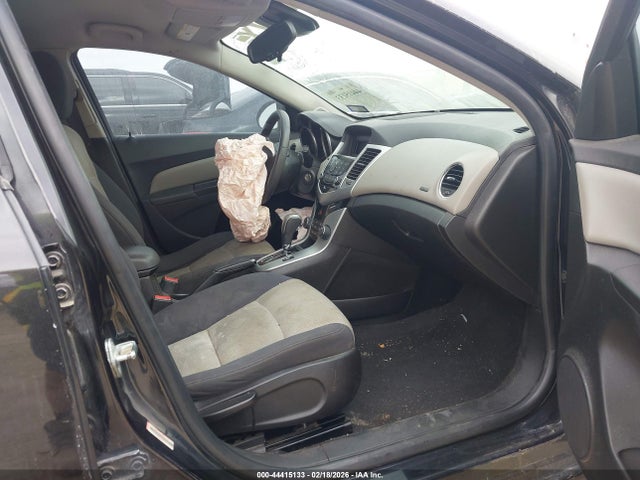 1G1PC5SH2G7155388 Chevrolet Cruze Limited Ls Auto