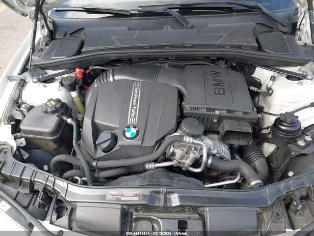 44415144 :رقم المزاد ، WBAUC9C59DVM13772 vin ، 2013 Bmw 135i مزاد بيع