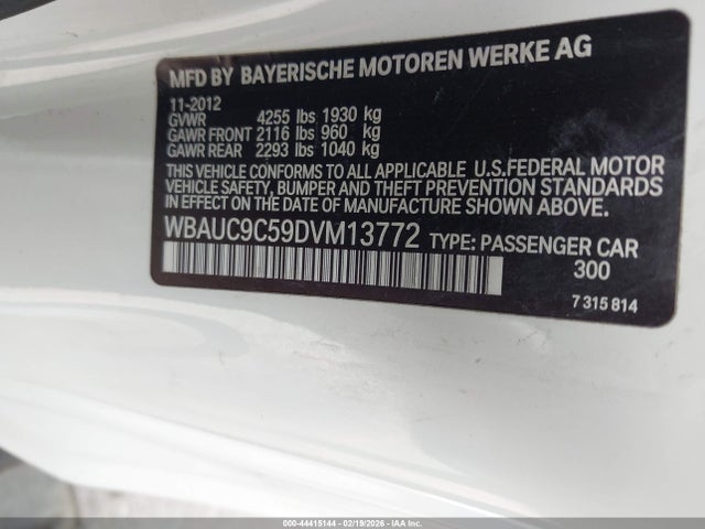 44415144 :رقم المزاد ، WBAUC9C59DVM13772 vin ، 2013 Bmw 135i مزاد بيع