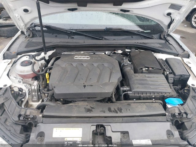 2018 AUDI A3 WAUAUGFF7J1080600 Photo 9