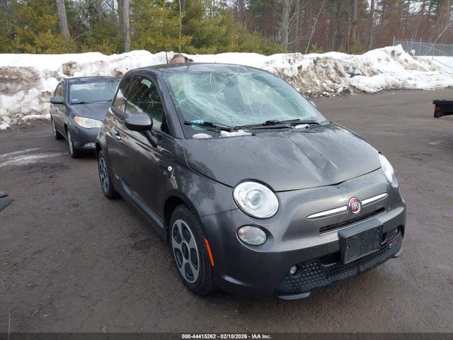 2018 FIAT 500E 3C3CFFGE6JT471708