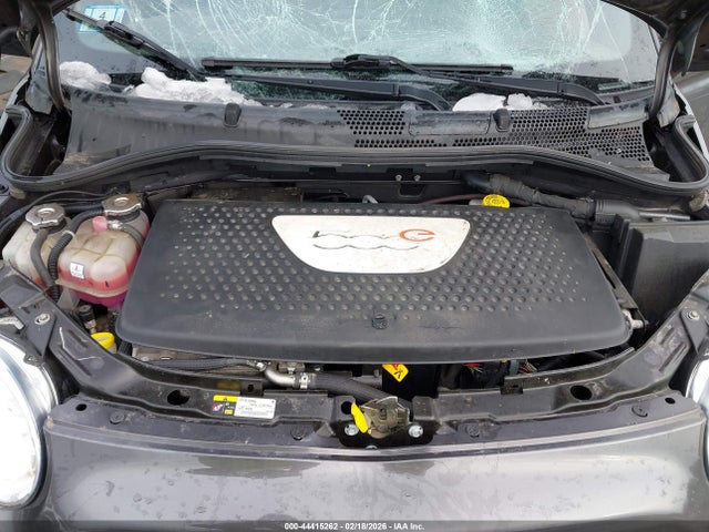 2018 FIAT 500E 3C3CFFGE6JT471708 Photo 9