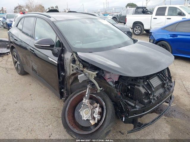 2023 VOLKSWAGEN ID.4 1V2VMPE88PC033238