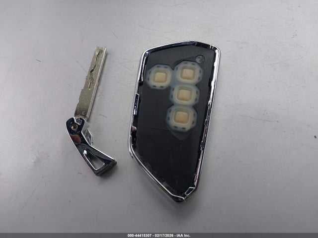 2023 VOLKSWAGEN ID.4 1V2VMPE88PC033238 Photo 10