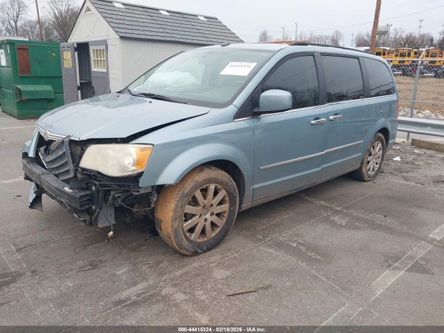 44415324 :رقم المزاد ، 2A4RR5DX4AR193045 vin ، 2010 Chrysler Town & Country Touring مزاد بيع