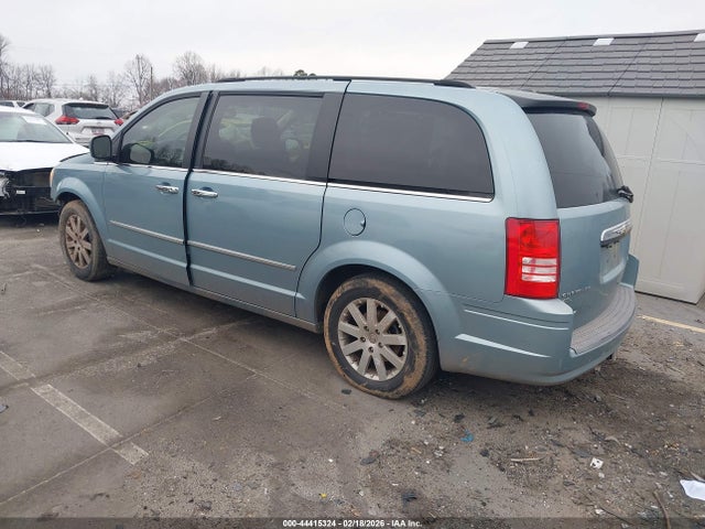 44415324 :رقم المزاد ، 2A4RR5DX4AR193045 vin ، 2010 Chrysler Town & Country Touring مزاد بيع