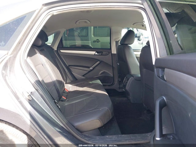 Продаж на аукціоні авто 2020 Volkswagen Passat 2.0t Se, vin: 1VWSA7A35LC015780, номер лоту: 44415336