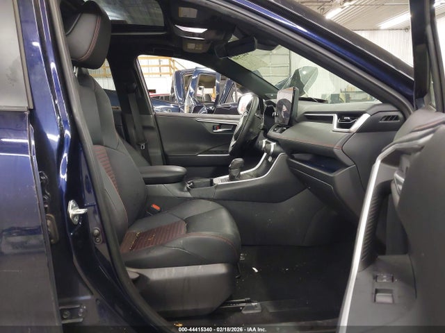 44415340 :رقم المزاد ، JTMEB3FV7SD257785 vin ، 2025 Toyota Rav4 Plug-in Hybrid Xse مزاد بيع