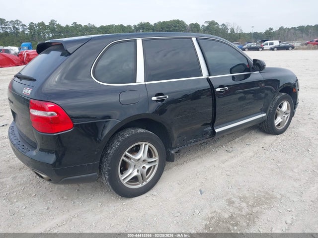 2010 PORSCHE CAYENNE WP1AA2AP2ALA01030 Photo 3