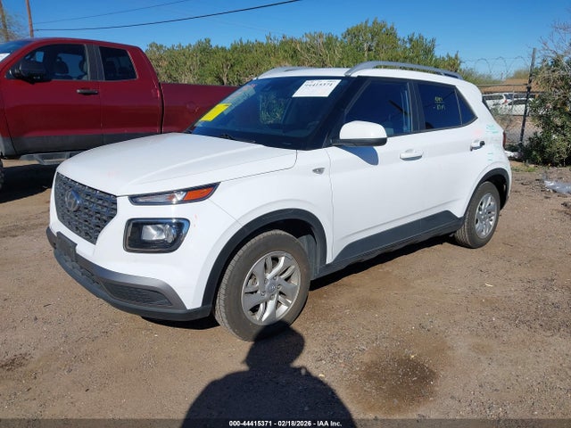 Hyundai Venue Sel 2020 KMHRC8A38LU028871 Image 2