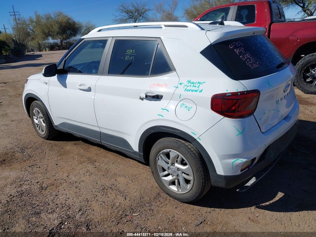 Hyundai Venue Sel 2020 KMHRC8A38LU028871 Image 3