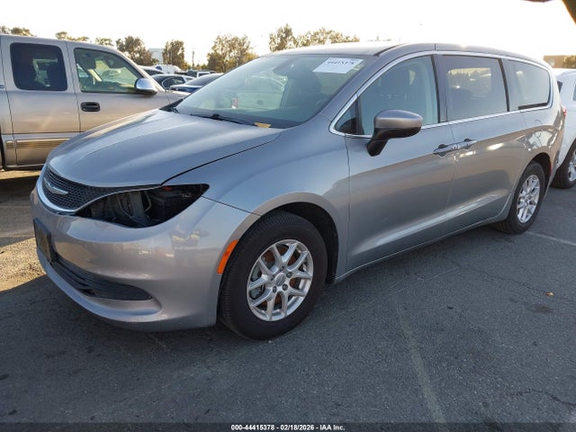 2C4RC1DG4HR741300 Chrysler Pacifica Touring
