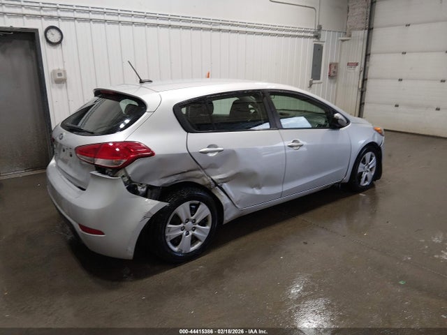 KNAFK5A80G5636952 KIA FORTE LX