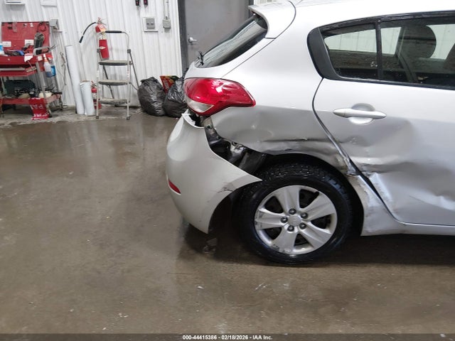 KNAFK5A80G5636952 KIA FORTE LX