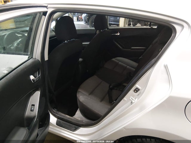 KNAFK5A80G5636952 KIA FORTE LX