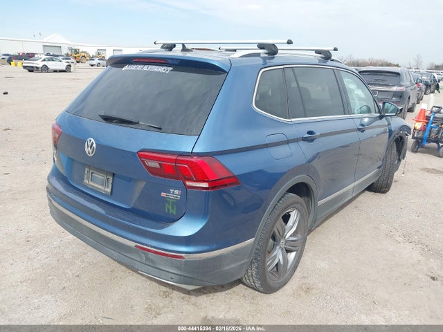 2018 Volkswagen Tiguan 2.0t Sel Premium მანქანა იყიდება აუქციონზე, vin: 3VV4B7AX4JM012040, აუქციონის ნომერი: 44415394