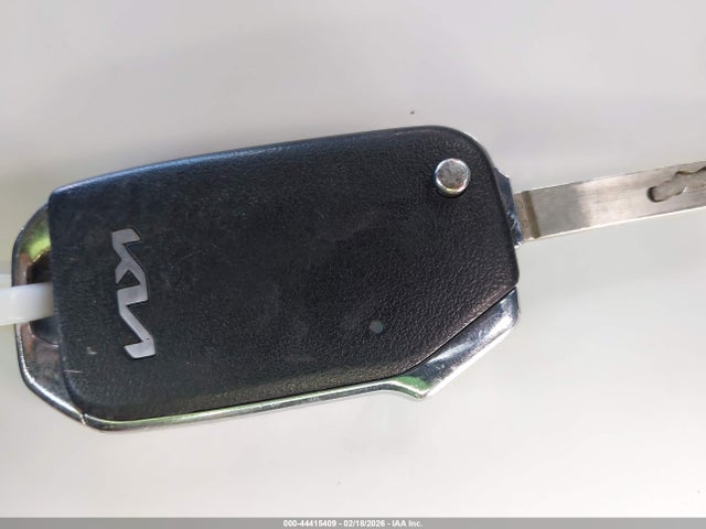 KNDJ23AU5P7875710 KIA SOUL LX