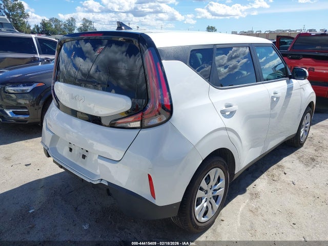 KNDJ23AU5P7875710 KIA SOUL LX