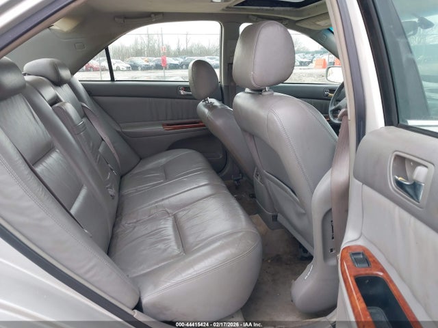 2002 Toyota Camry Xle V6 მანქანა იყიდება აუქციონზე, vin: 4T1BF30K52U001081, აუქციონის ნომერი: 44415424