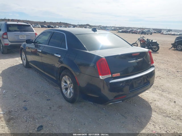 Chrysler 300 Limited 2015 2C3CCAAG3FH929758 Image 3