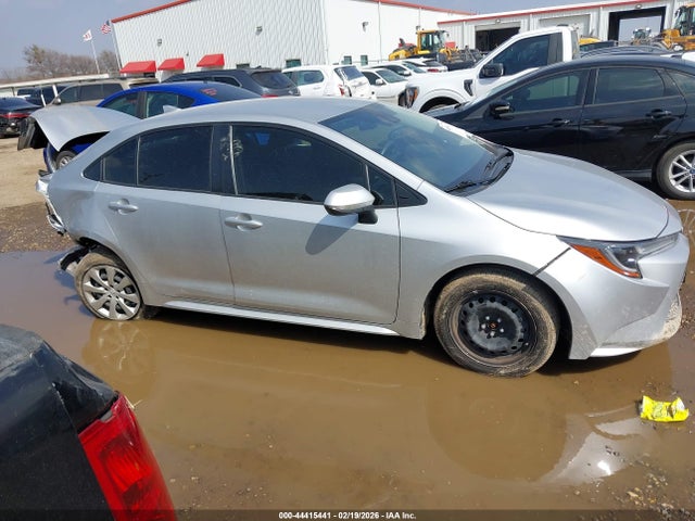 Продаж на аукціоні авто 2022 Toyota Corolla Le, vin: JTDEPMAE9N3012642, номер лоту: 44415441