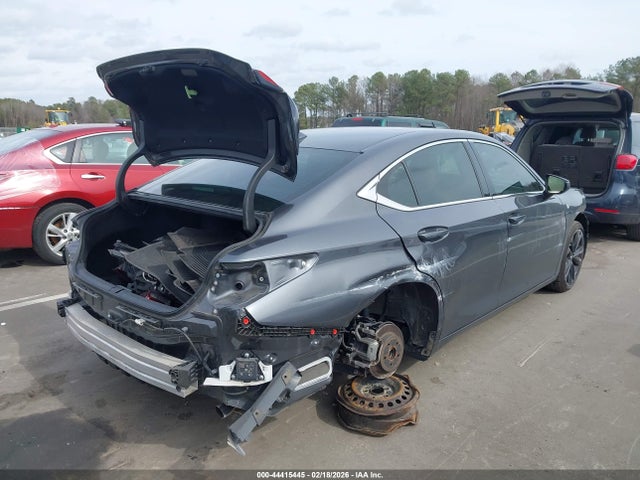2022 Lexus Es 350 F Sport მანქანა იყიდება აუქციონზე, vin: 58AGZ1B16NU118204, აუქციონის ნომერი: 44415445