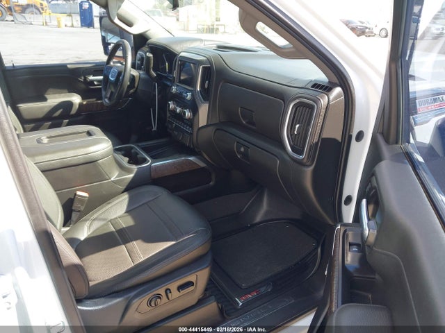 1GT49REY8MF270929 GMC Sierra 2500hd 4wd Standard Bed Denali