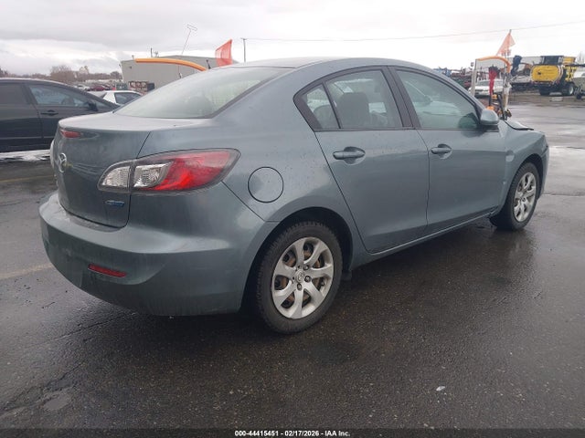 2013 Mazda Mazda3 I Sport მანქანა იყიდება აუქციონზე, vin: JM1BL1U78D1778589, აუქციონის ნომერი: 44415451