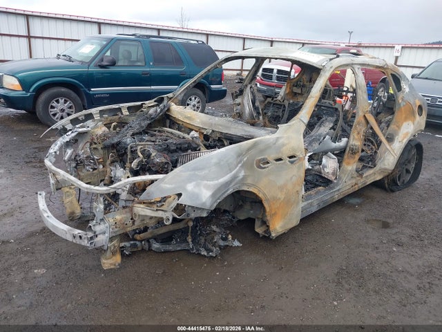 2017 MASERATI LEVANTE ZN661XUL5HX212396 Photo 1