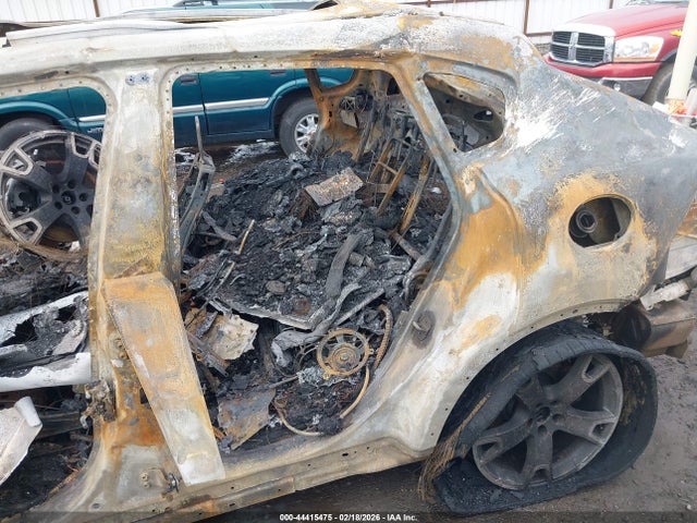 2017 MASERATI LEVANTE ZN661XUL5HX212396 Photo 5