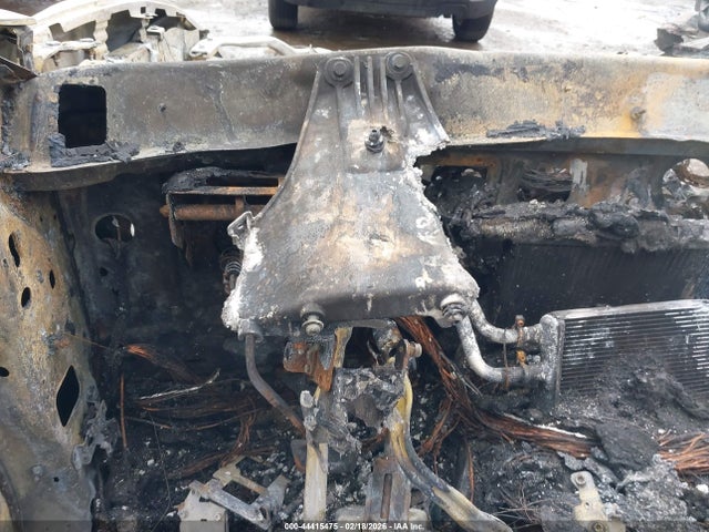 2017 MASERATI LEVANTE ZN661XUL5HX212396 Photo 6