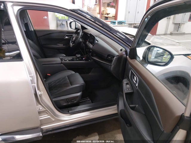 JN8BT3DD4PW320075 Nissan Rogue Platinum Intelligent Awd