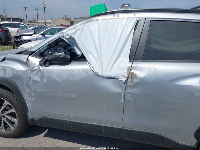 Toyota Corolla Cross Xle 2024 7MUDAAAG0RV111793 Image 15