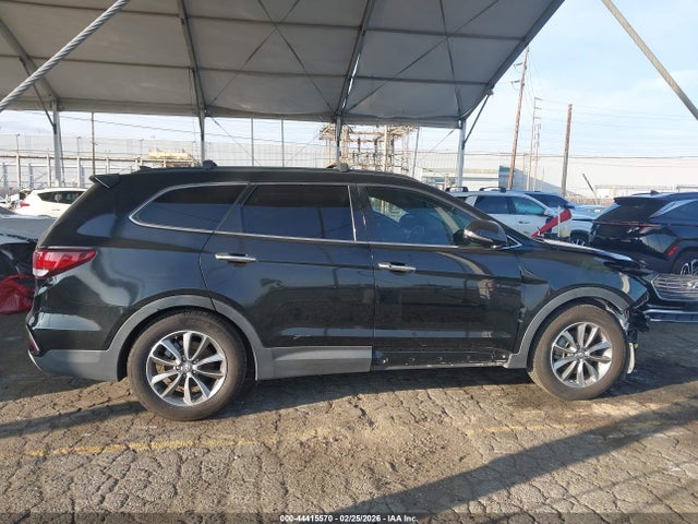 KM8SN4HF3HU235485 Hyundai Santa Fe Se