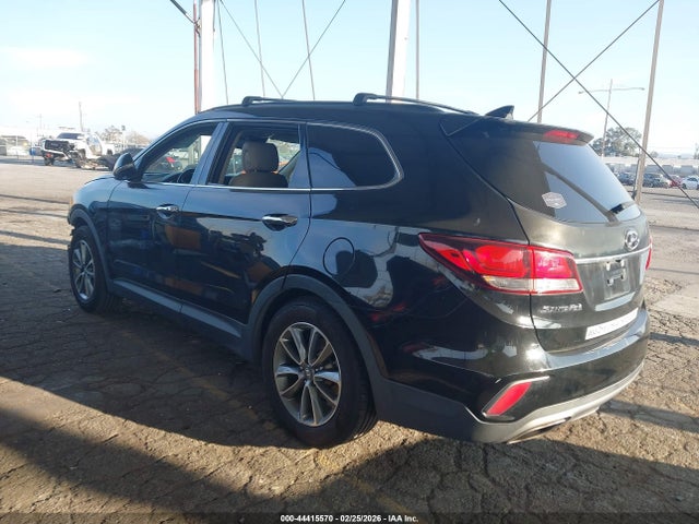 KM8SN4HF3HU235485 Hyundai Santa Fe Se