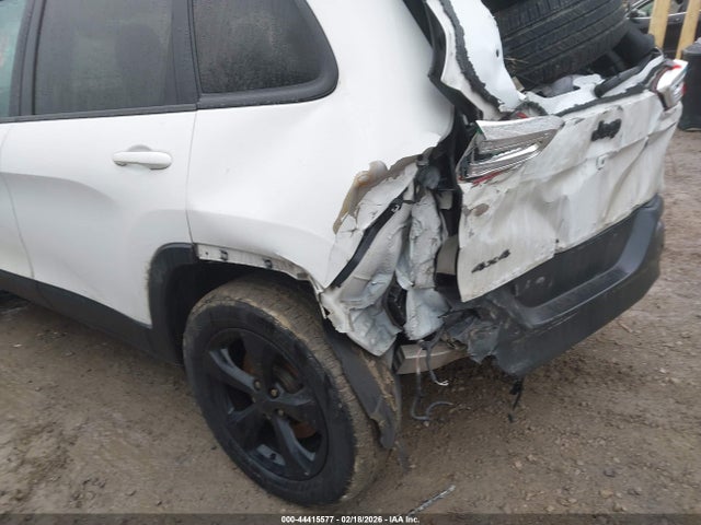 Продаж на аукціоні авто 2018 Jeep Cherokee Limited 4x4, vin: 1C4PJMDB8JD571888, номер лоту: 44415577